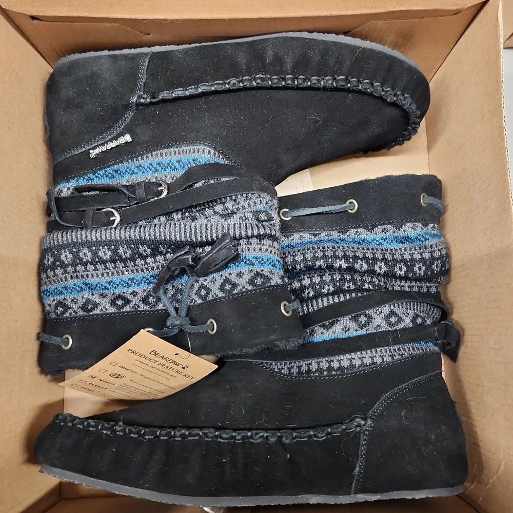 New Bearpaw Cyan leather boots